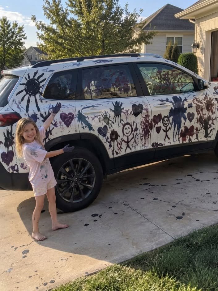 Girl Painted Her Aunt’s Car at a Birthday Party – When Her Mom Refused to Pay, Grandpa Taught Her a Lesson